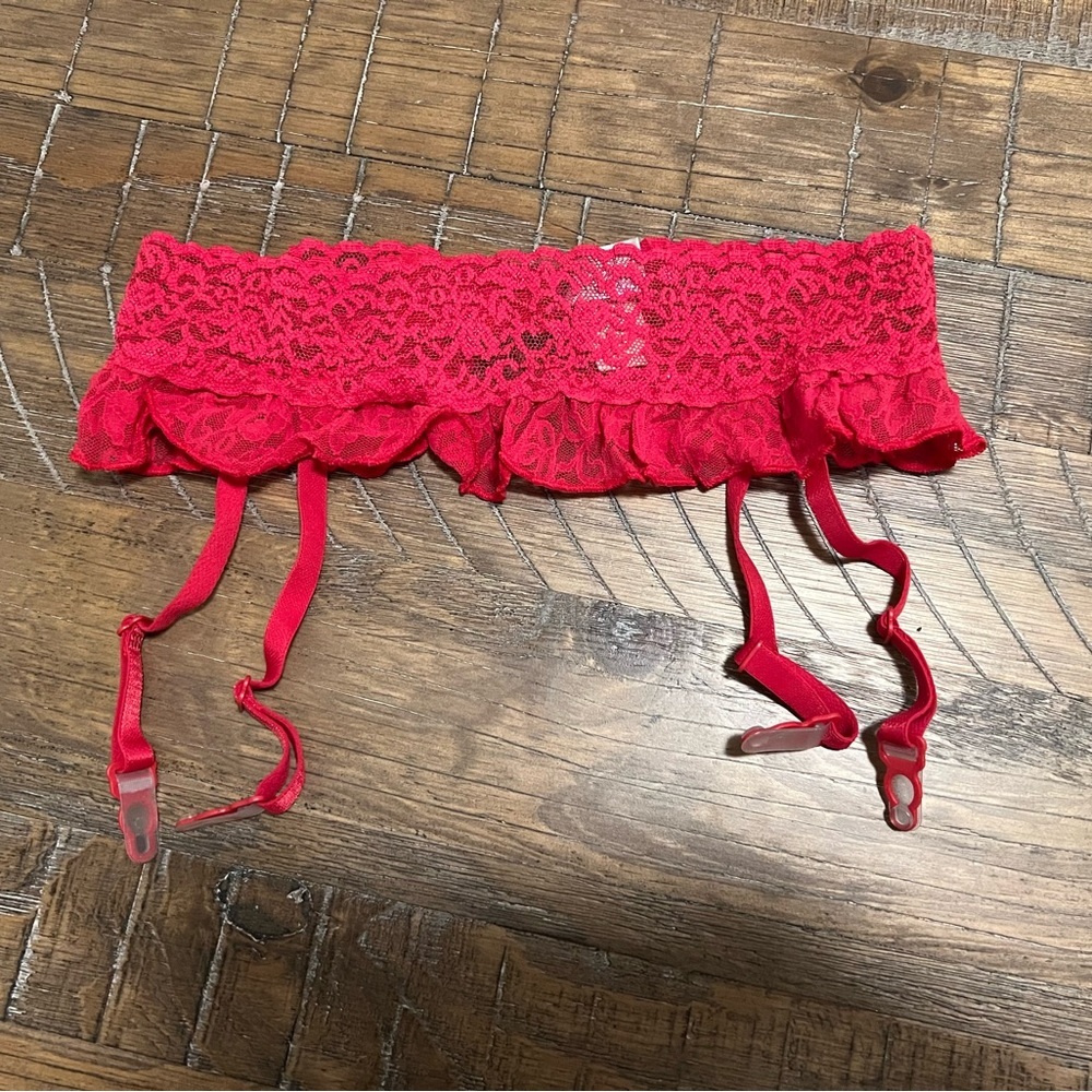Victoria’s Secret Dream Angels Lace Garter Belt   Size - XS/S